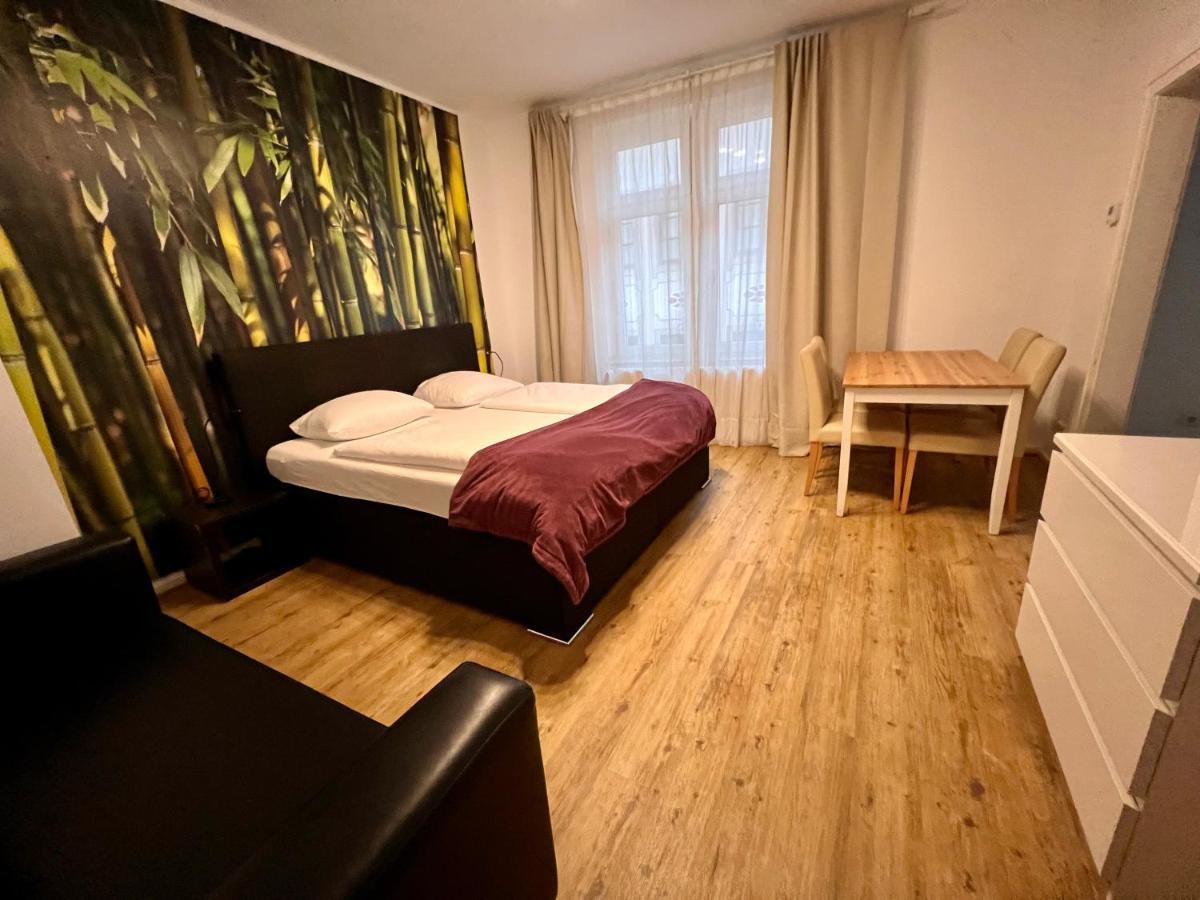 Altstadthotel Hayk Am Rhein Köln Eksteriør bilde