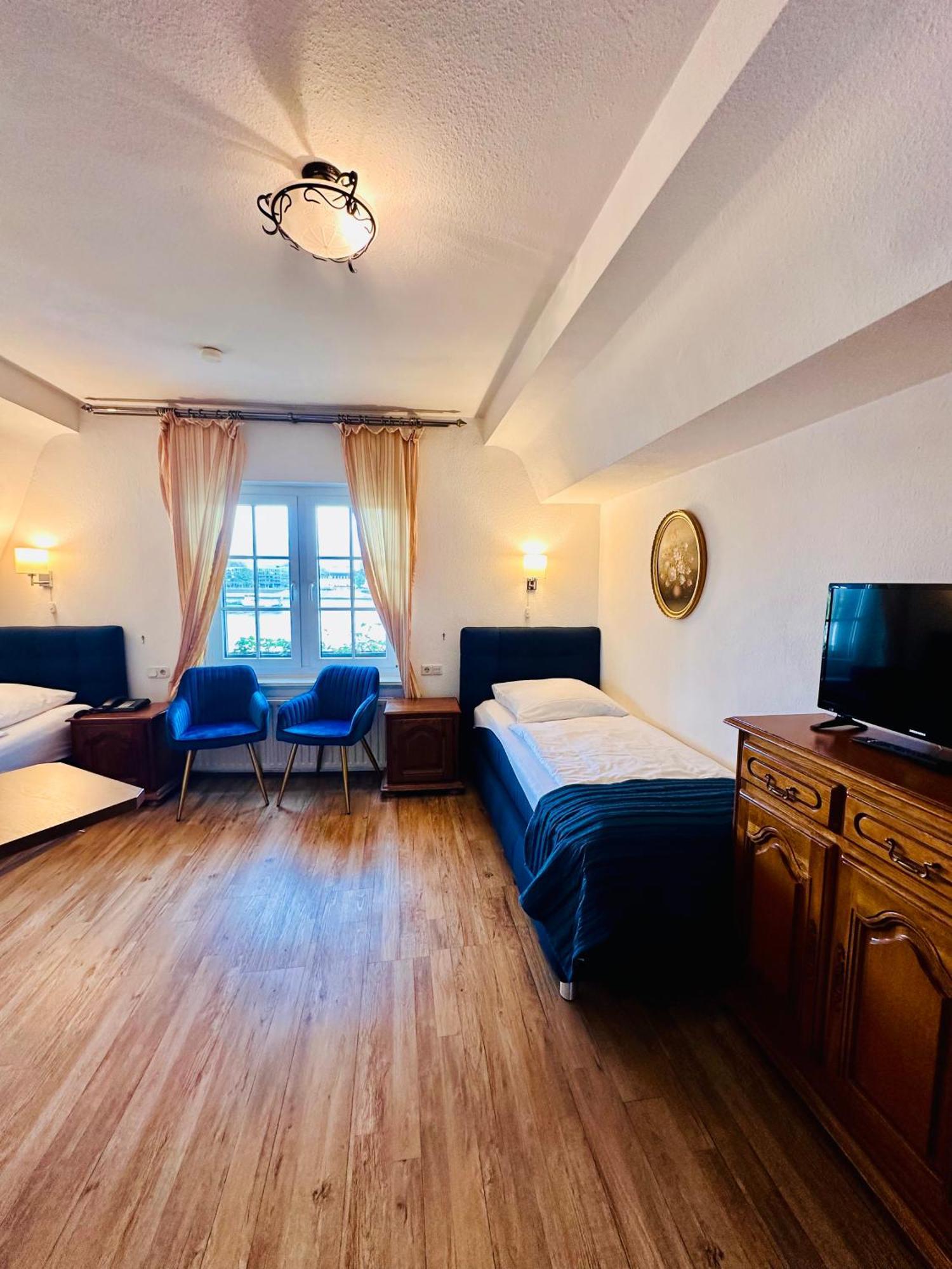 Altstadthotel Hayk Am Rhein Köln Eksteriør bilde
