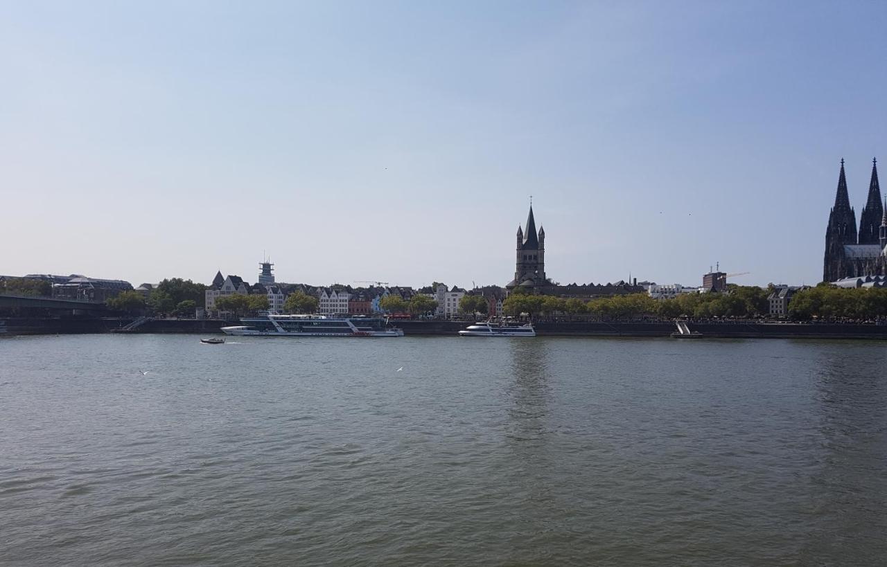 Altstadthotel Hayk Am Rhein Köln Eksteriør bilde
