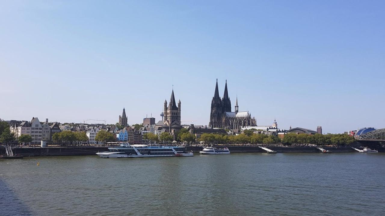 Altstadthotel Hayk Am Rhein Köln Eksteriør bilde